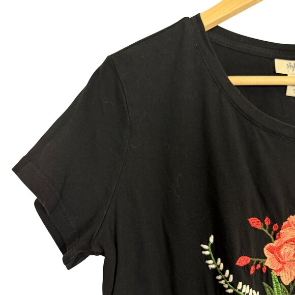 Style & Co Women’s T-Shirt Medium Black Cotton Colorful Floral Embroidered - Picture 4 of 6